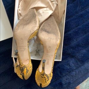 SJP by Sarah Jessica Parker Shoes - Sarah Jessica Parker Yellow/Black Snake Skin Heels SJP by Sarah Jessica Parker Shoes - Sarah Jessica Parker Yellow/Black Snake Skin Heels